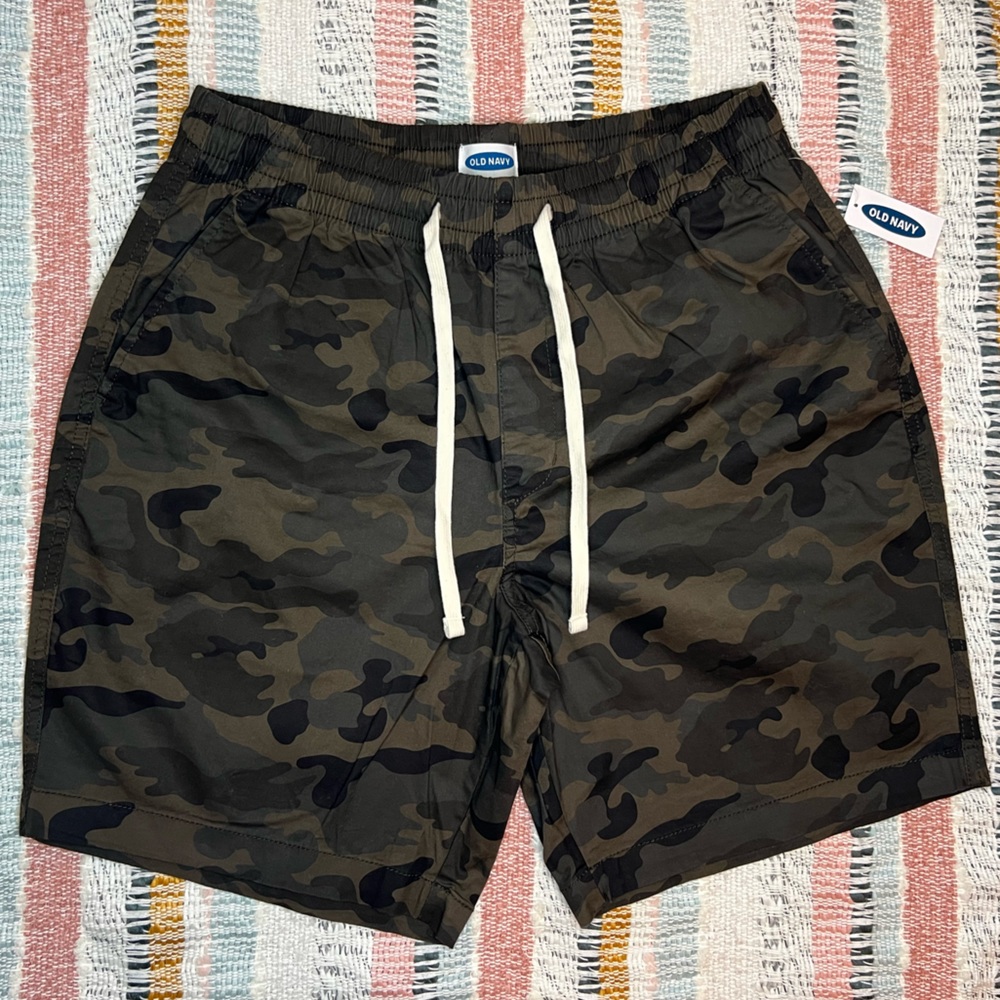 Old Navy Men’s Camo Twill Jogger Shorts — 9-inch inseam